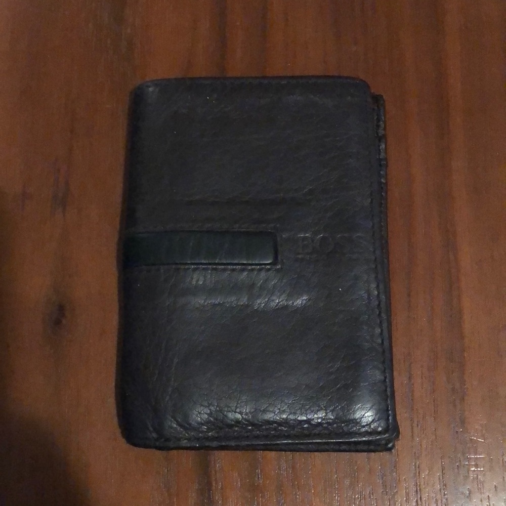 Boss 6 card genuine leather wallet